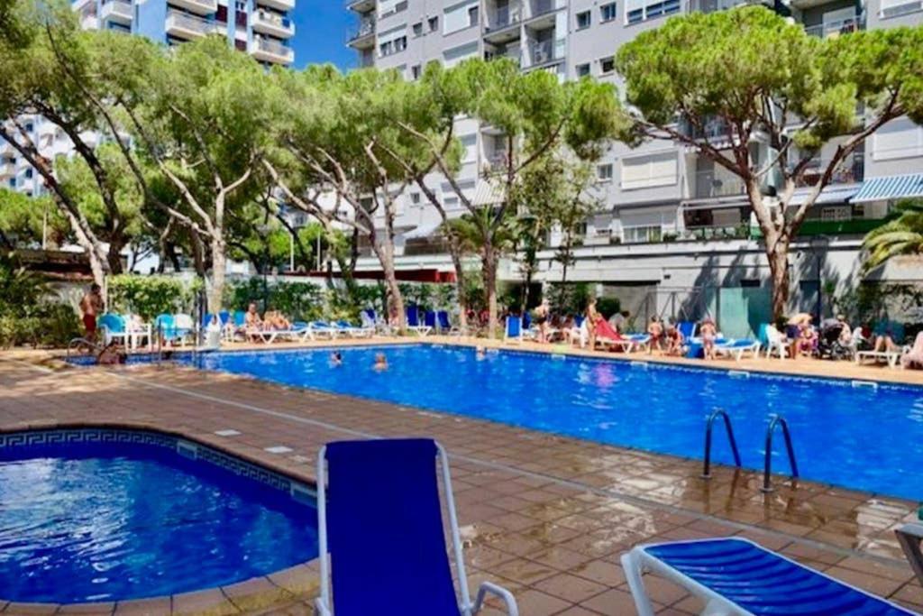 Apartamento Primera Linea De Mar Enjoy The View Blanes Esterno foto